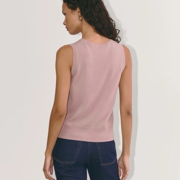 Everlane The Classic Tank in Cashmere Cream 
size Medium - Picture 8 of 12